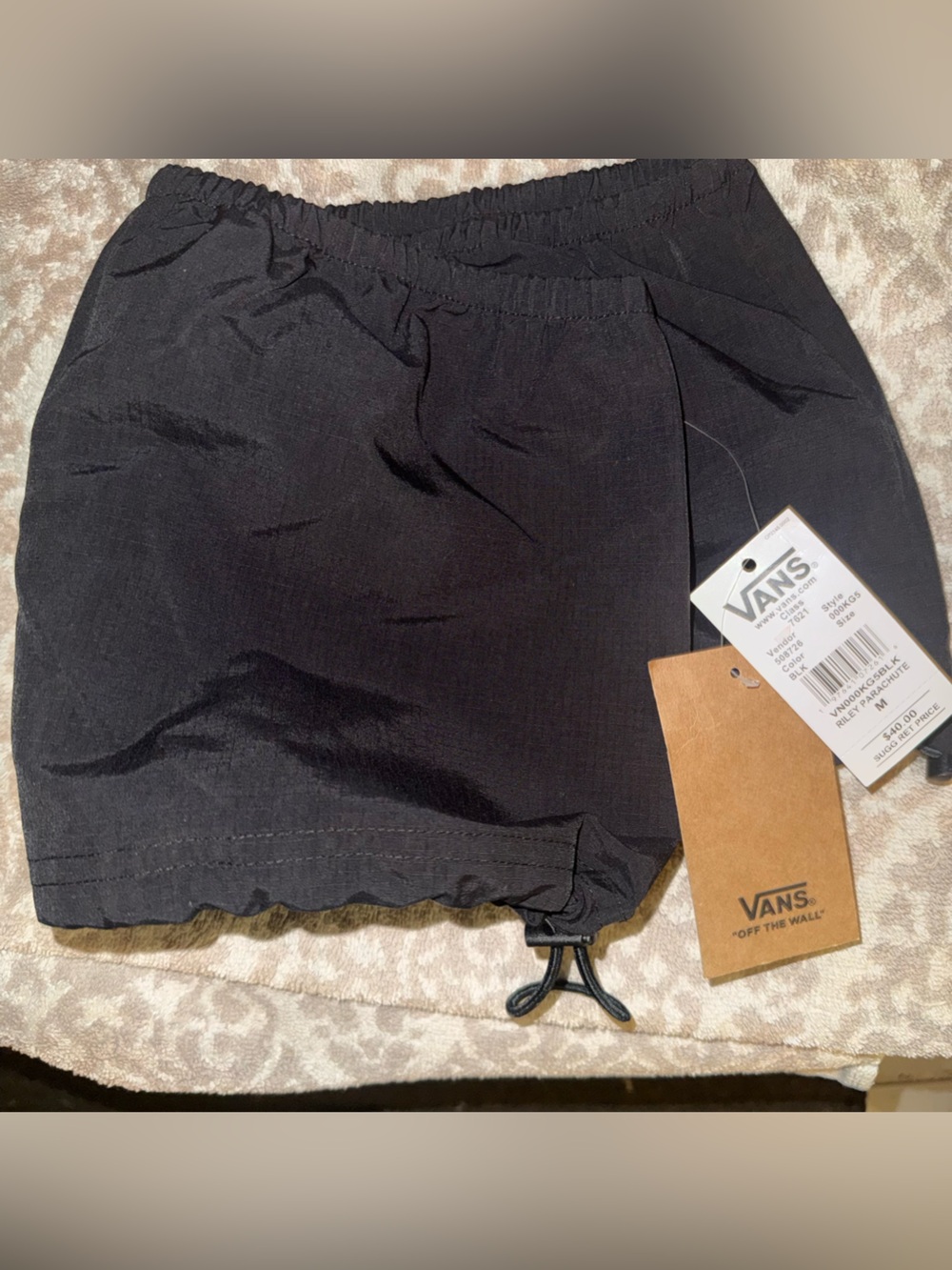 NWT Vans Riley Parachute Crop Top. Black- Medium